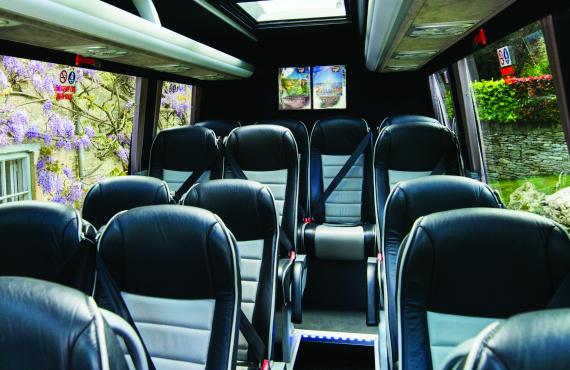 luxury-mini-coach-tour